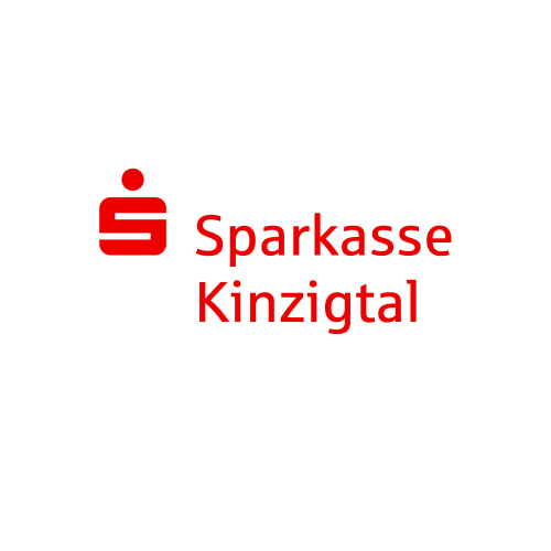Das Logo der Sparkasse Kinzigtal wird links in der Farbe rot abgebildet. Ergänzt wird es durch die Schrift Sparkasse Kinzigtal in derselben Farbe rechts.